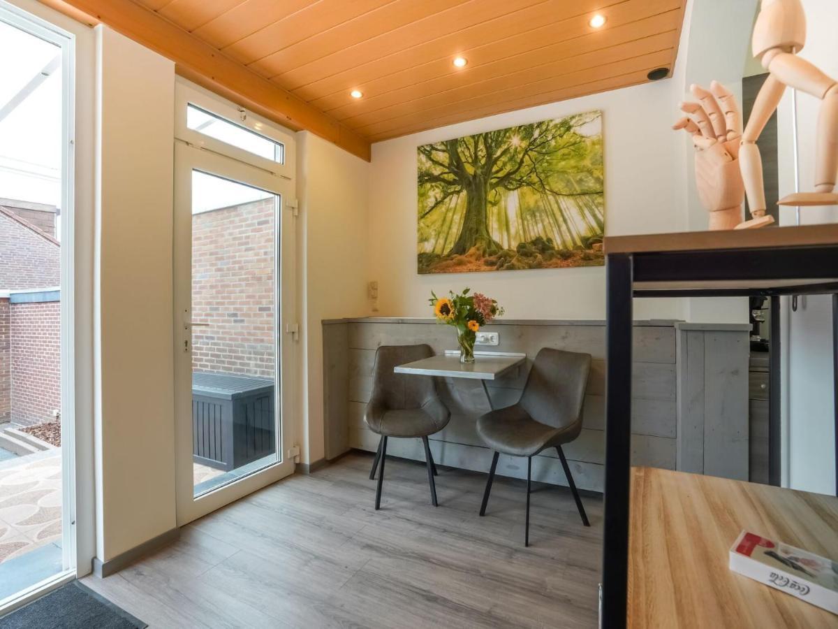 Вілла Terraced House In Kerkrade With A Garden Екстер'єр фото